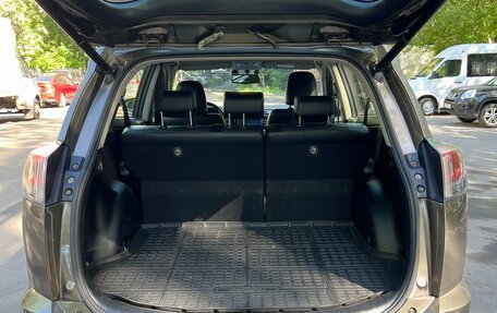 Toyota RAV4, 2016 год, 2 000 000 рублей, 6 фотография
