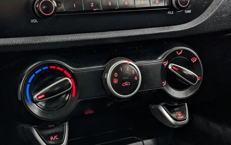 KIA Rio IV, 2020 год, 1 010 000 рублей, 20 фотография