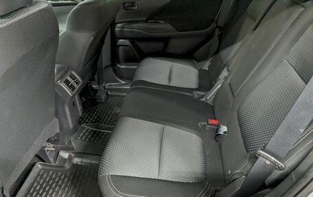 Mitsubishi Outlander III рестайлинг 3, 2019 год, 2 390 000 рублей, 15 фотография