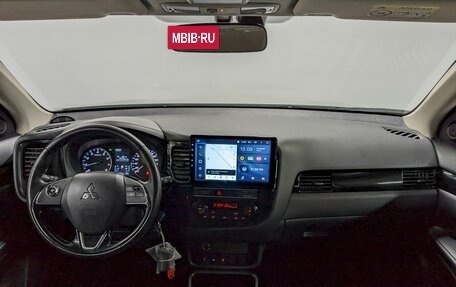 Mitsubishi Outlander III рестайлинг 3, 2019 год, 2 390 000 рублей, 22 фотография