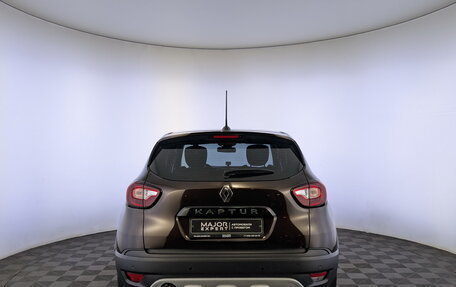 Renault Kaptur I рестайлинг, 2020 год, 1 565 000 рублей, 6 фотография