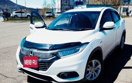 Honda Vezel, 2019 год, 2 900 000 рублей, 2 фотография