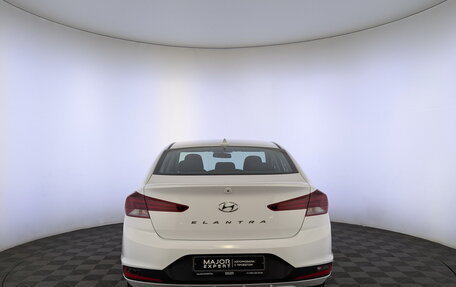 Hyundai Elantra VI рестайлинг, 2019 год, 1 770 000 рублей, 6 фотография