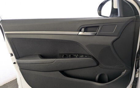 Hyundai Elantra VI рестайлинг, 2019 год, 1 770 000 рублей, 17 фотография