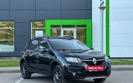 Renault Sandero II рестайлинг, 2016 год, 1 068 000 рублей, 3 фотография