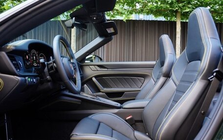 Porsche 911, 2025 год, 28 800 000 рублей, 12 фотография