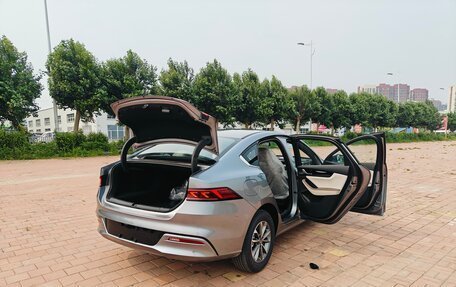 BYD Qin, 2024 год, 1 900 000 рублей, 15 фотография