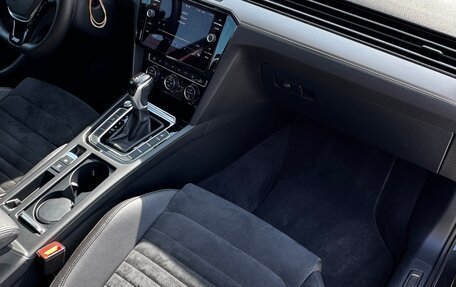 Volkswagen Passat B8 рестайлинг, 2018 год, 2 290 000 рублей, 16 фотография
