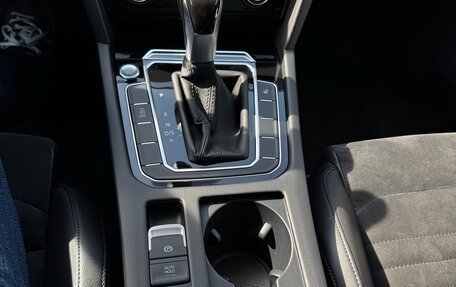 Volkswagen Passat B8 рестайлинг, 2018 год, 2 290 000 рублей, 23 фотография
