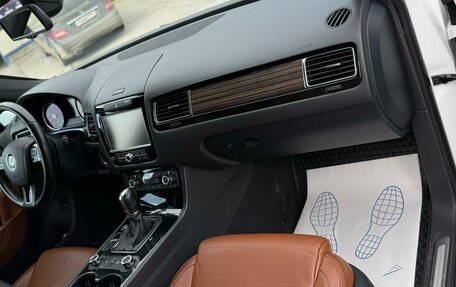 Volkswagen Touareg III, 2013 год, 2 250 000 рублей, 16 фотография