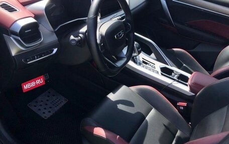 Geely Coolray I, 2022 год, 1 850 000 рублей, 13 фотография