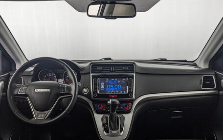 Haval H6, 2019 год, 1 350 000 рублей, 14 фотография