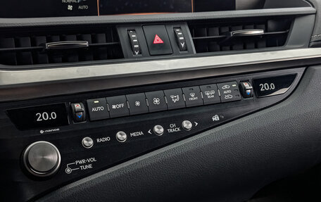 Lexus ES VII, 2020 год, 3 685 000 рублей, 21 фотография