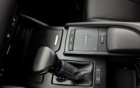 Lexus ES VII, 2020 год, 3 685 000 рублей, 30 фотография