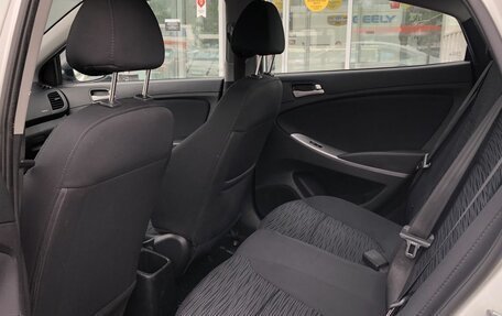 Hyundai Solaris II рестайлинг, 2014 год, 860 000 рублей, 11 фотография