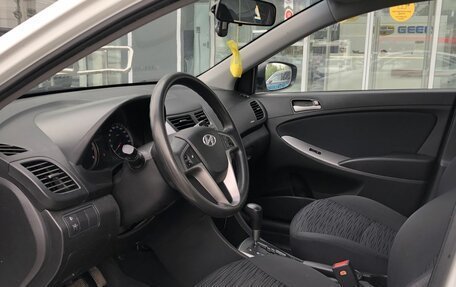 Hyundai Solaris II рестайлинг, 2014 год, 860 000 рублей, 9 фотография