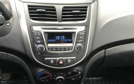 Hyundai Solaris II рестайлинг, 2014 год, 860 000 рублей, 14 фотография