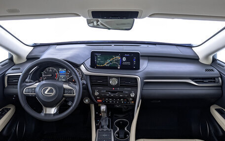Lexus RX IV рестайлинг, 2021 год, 6 100 000 рублей, 14 фотография
