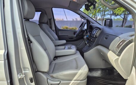 Hyundai Grand Starex Grand Starex I рестайлинг 2, 2021 год, 2 020 013 рублей, 14 фотография