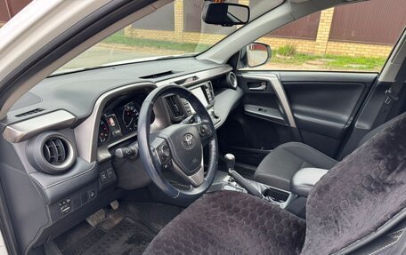 Toyota RAV4, 2018 год, 2 800 000 рублей, 5 фотография