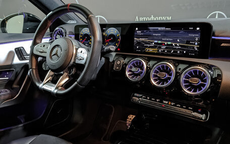 Mercedes-Benz A-Класс AMG, 2021 год, 4 700 000 рублей, 29 фотография