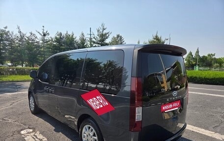 Hyundai Staria, 2022 год, 2 520 013 рублей, 6 фотография