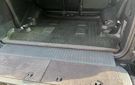 Toyota Land Cruiser 200, 2010 год, 3 550 000 рублей, 6 фотография