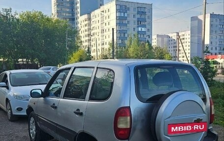Chevrolet Niva I рестайлинг, 2003 год, 165 000 рублей, 3 фотография