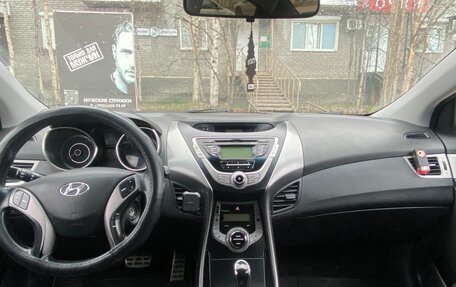 Hyundai Elantra V, 2012 год, 1 130 000 рублей, 6 фотография