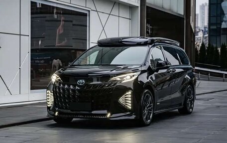 Toyota Sienna, 2024 год, 6 900 000 рублей, 1 фотография