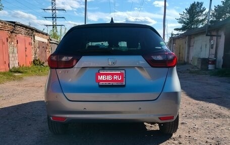 Honda Fit, 2020 год, 1 350 000 рублей, 2 фотография