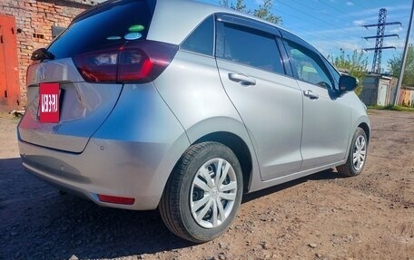Honda Fit, 2020 год, 1 350 000 рублей, 13 фотография