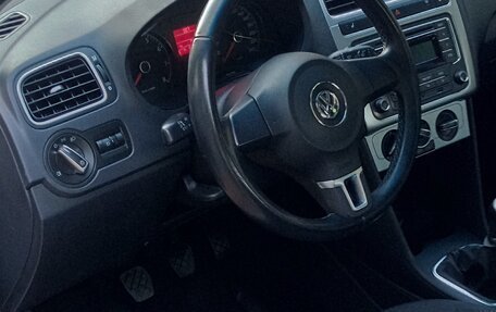Volkswagen Polo VI (EU Market), 2013 год, 750 000 рублей, 14 фотография