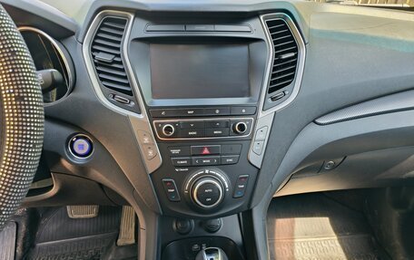 Hyundai Santa Fe III рестайлинг, 2017 год, 2 600 000 рублей, 15 фотография