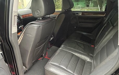 Volkswagen Touareg III, 2002 год, 750 000 рублей, 16 фотография
