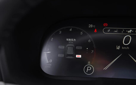 Toyota RAV4, 2024 год, 3 356 000 рублей, 17 фотография