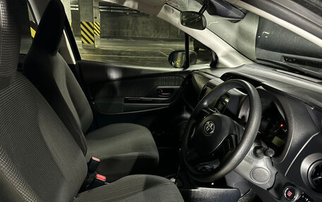 Toyota Vitz, 2018 год, 1 117 000 рублей, 9 фотография