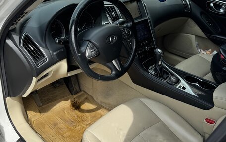 Infiniti Q50 I рестайлинг, 2014 год, 1 870 000 рублей, 11 фотография