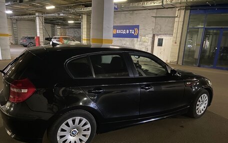 BMW 1 серия, 2009 год, 900 000 рублей, 4 фотография