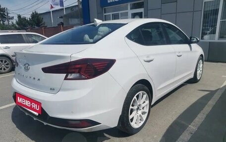 Hyundai Elantra VI рестайлинг, 2019 год, 2 000 000 рублей, 8 фотография