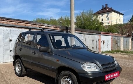 Chevrolet Niva I рестайлинг, 2006 год, 349 000 рублей, 2 фотография