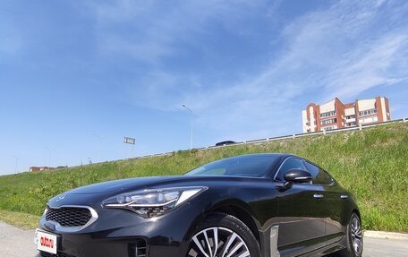 KIA Stinger I, 2019 год, 2 950 000 рублей, 2 фотография