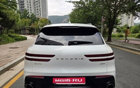 Genesis GV70, 2022 год, 3 790 000 рублей, 5 фотография