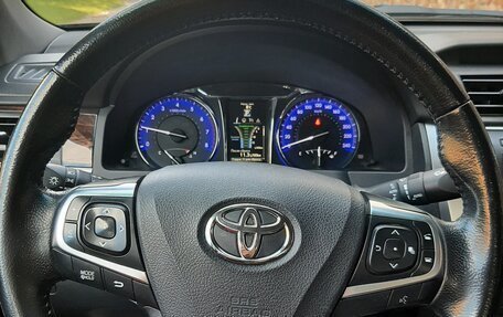 Toyota Camry, 2017 год, 2 350 000 рублей, 4 фотография
