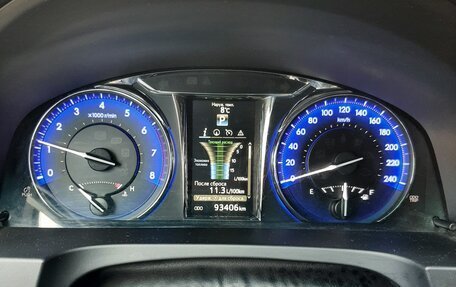 Toyota Camry, 2017 год, 2 350 000 рублей, 9 фотография