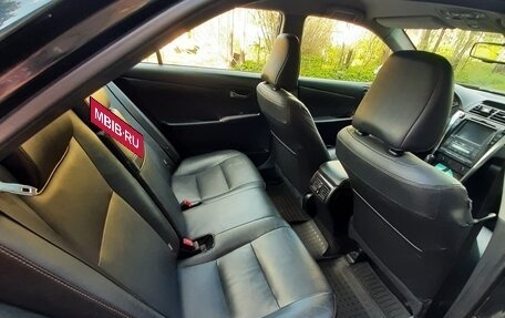 Toyota Camry, 2017 год, 2 350 000 рублей, 12 фотография