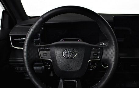 Toyota Camry, 2025 год, 4 740 000 рублей, 17 фотография