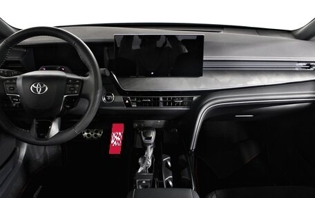 Toyota Camry, 2025 год, 4 740 000 рублей, 18 фотография