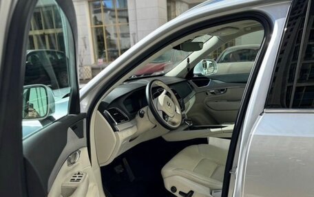Volvo XC90 II рестайлинг, 2020 год, 4 890 000 рублей, 26 фотография