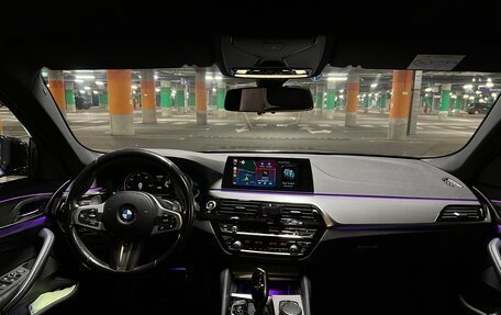 BMW 5 серия, 2018 год, 3 700 000 рублей, 9 фотография
